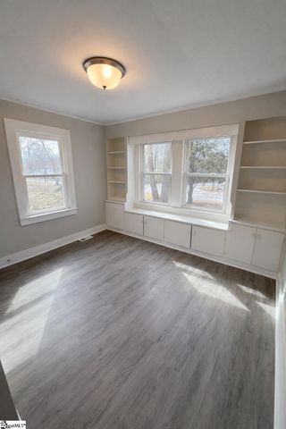 526 Church Street, Laurens, SC 29360