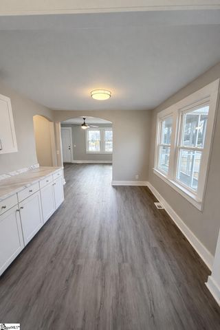 526 Church Street, Laurens, SC 29360