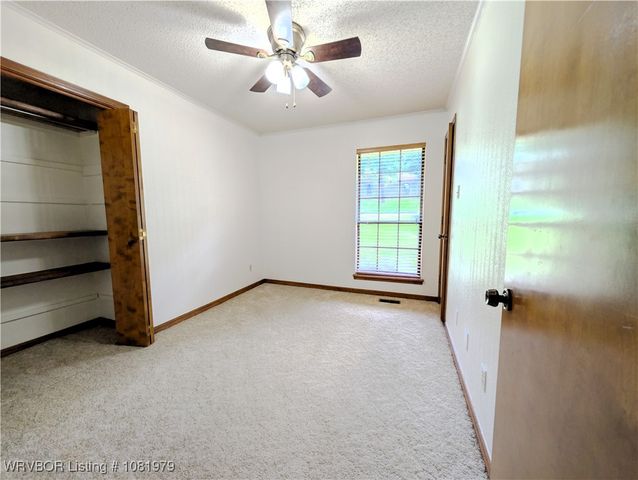 2909 Fincastle Drive, Fort Smith, AR 72908