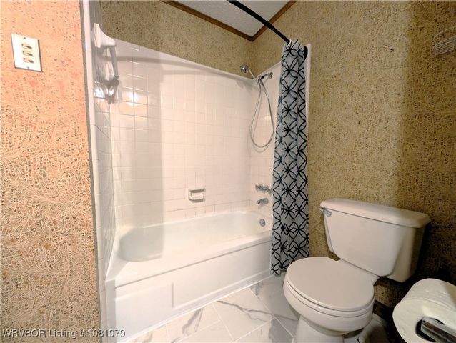 2909 Fincastle Drive, Fort Smith, AR 72908