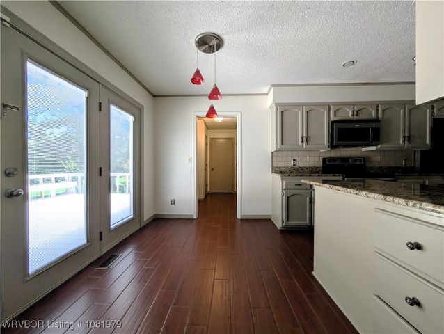 2909 Fincastle Drive, Fort Smith, AR 72908