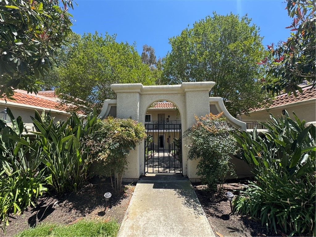 5529 Via La Mesa A, Laguna Woods, CA 92637