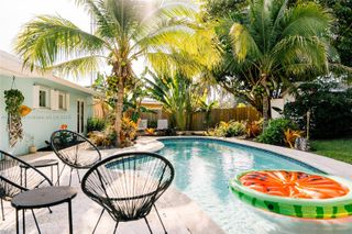 9300 SW 183rd Ter, Palmetto Bay, FL 33157
