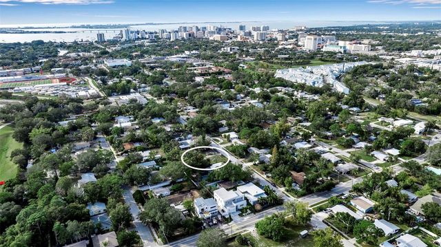 2350 BAY ST, Sarasota, FL 34237
