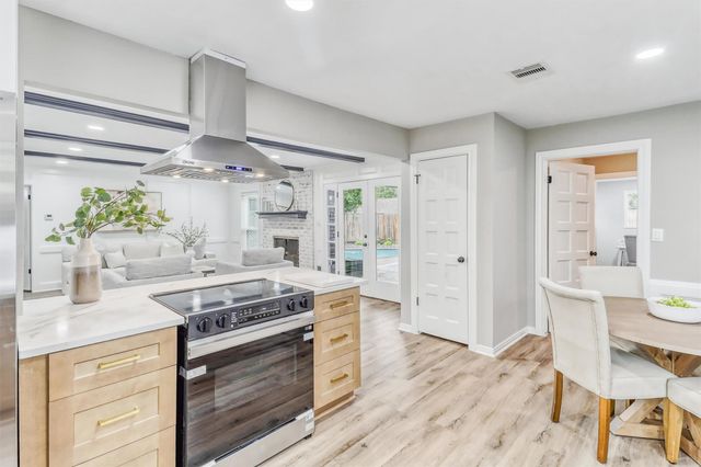 402 Bauxhall Court, Katy, TX 77450