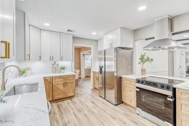 402 Bauxhall Court, Katy, TX 77450