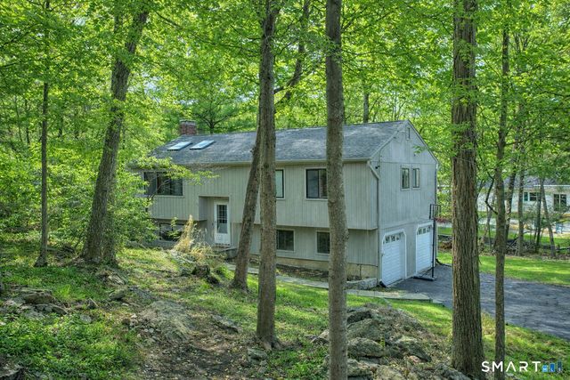 518 Bennetts Farm Road, Ridgefield, CT 06877