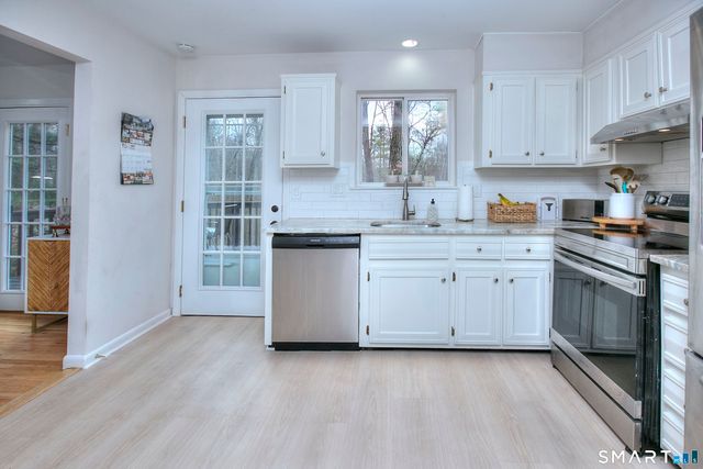 518 Bennetts Farm Road, Ridgefield, CT 06877