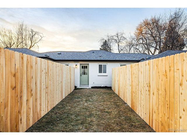 754 Dahlia St, Denver, CO 80220