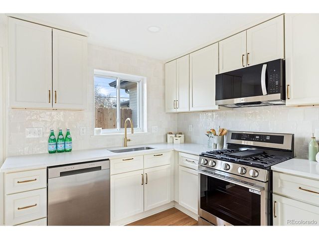 754 Dahlia St, Denver, CO 80220