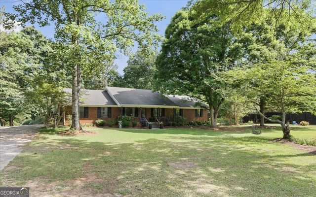 1608 Rumble Road, Forsyth, GA 31029