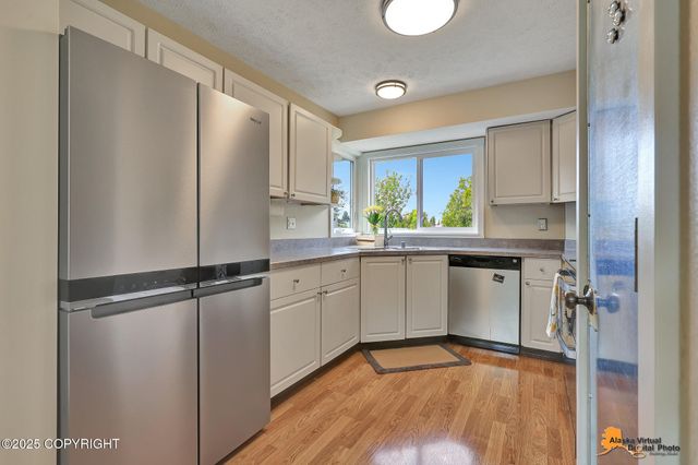 9606 Reliance Drive, Anchorage, AK 99507