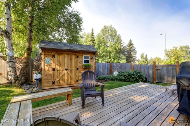 9606 Reliance Drive, Anchorage, AK 99507