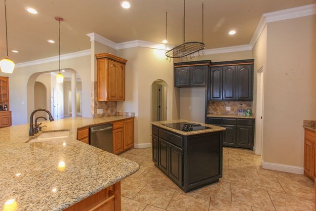 1005 Buena Vista, Big Spring, TX 79720