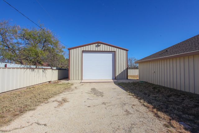 1005 Buena Vista, Big Spring, TX 79720