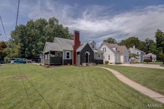 2400 Alby Street, Alton, IL 62002