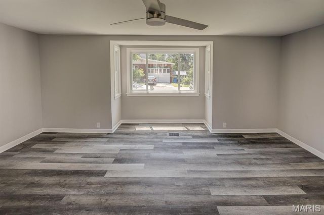 2400 Alby Street, Alton, IL 62002