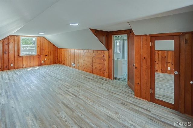 2400 Alby Street, Alton, IL 62002