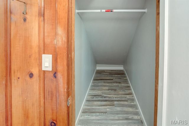 2400 Alby Street, Alton, IL 62002