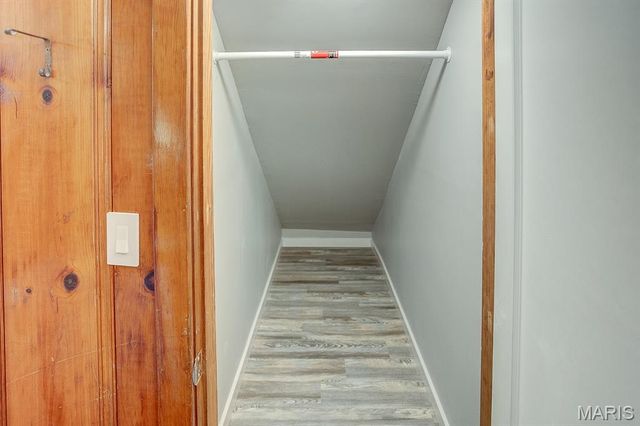 2400 Alby Street, Alton, IL 62002