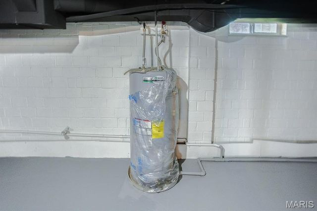 2400 Alby Street, Alton, IL 62002