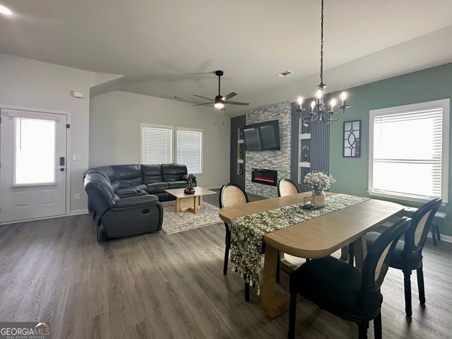 604 Georgian Walk, Byron, GA 31008