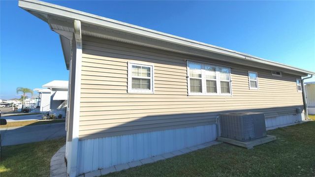 3333 26TH AVENUE E 1202, Bradenton, FL 34208