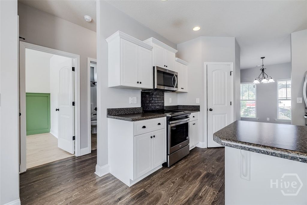 Image 16 of property listing at 123 Thoroughbred Drive, Guyton, GA 31312