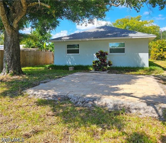 2826 West RD, Fort Myers, FL 33905