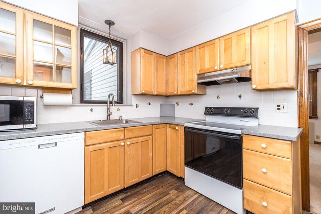 640 S TOWAMENCIN AVE, Lansdale, PA 19446