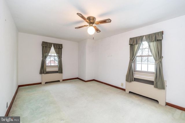 640 S TOWAMENCIN AVE, Lansdale, PA 19446