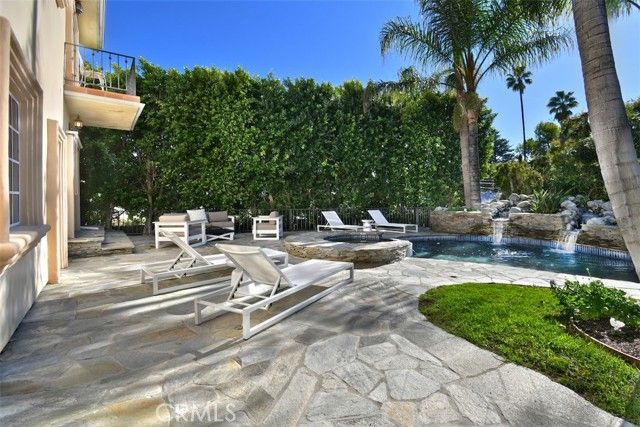 5070 Avenida Oriente, Tarzana (los Angeles), CA 91356