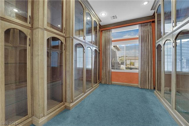 745 Diamond Bend Avenue, Las Vegas, NV 89123