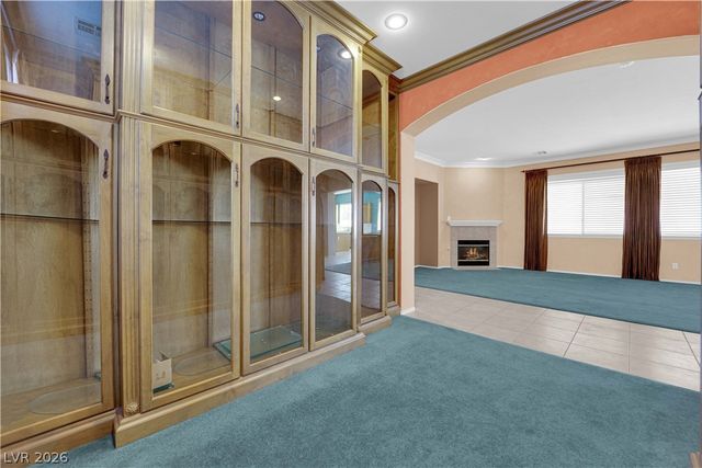 745 Diamond Bend Avenue, Las Vegas, NV 89123