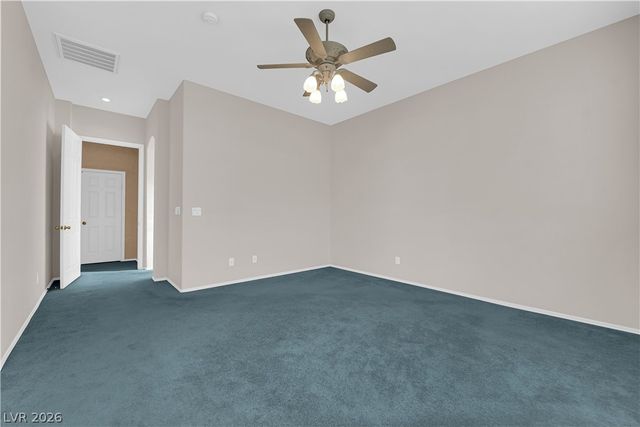 745 Diamond Bend Avenue, Las Vegas, NV 89123