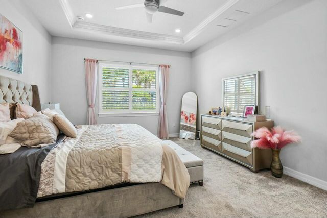10361 Northbrook Circle, Palm Beach Gardens, FL 33412
