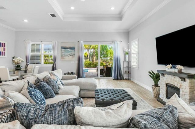 10361 Northbrook Circle, Palm Beach Gardens, FL 33412