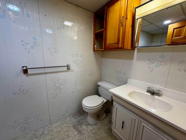 177 VT Route 14, Sharon, VT 05065