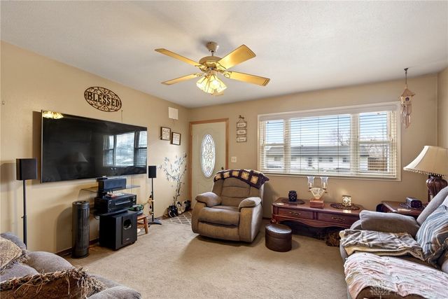 300 Randy Drive, West Carrollton, OH 45449