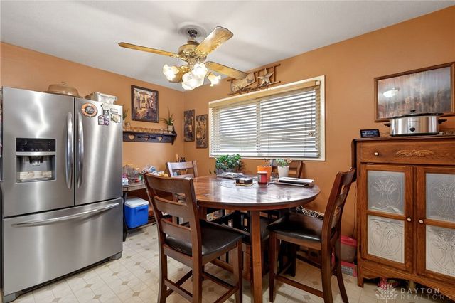 300 Randy Drive, West Carrollton, OH 45449