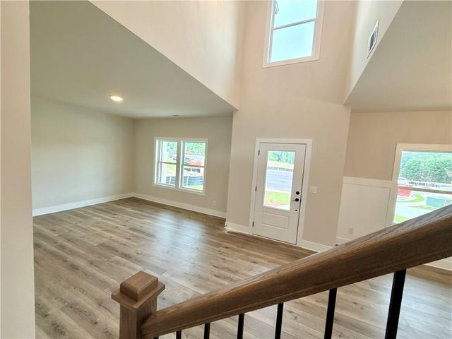 4271 Shirebrook Trail, Hoschton, GA 30548
