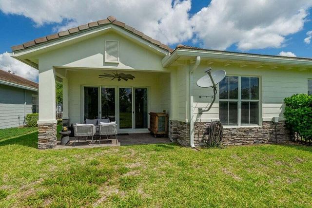 19546 Weathervane Way, Loxahatchee, FL 33470
