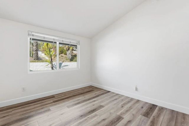 9490 Loren Drive, La Mesa, CA 91942