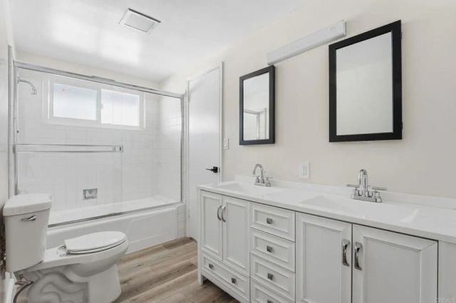 9490 Loren Drive, La Mesa, CA 91942