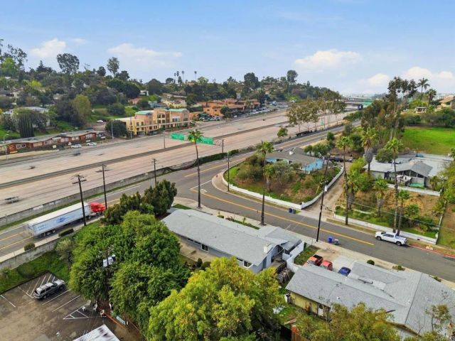 9490 Loren Drive, La Mesa, CA 91942