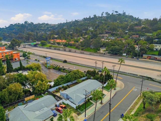 9490 Loren Drive, La Mesa, CA 91942