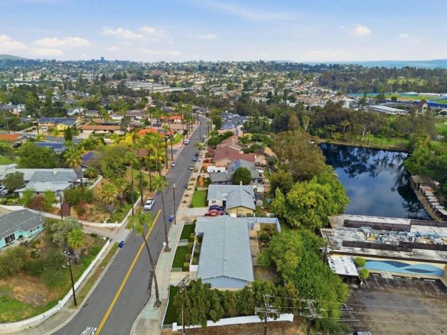 9490 Loren Drive, La Mesa, CA 91942