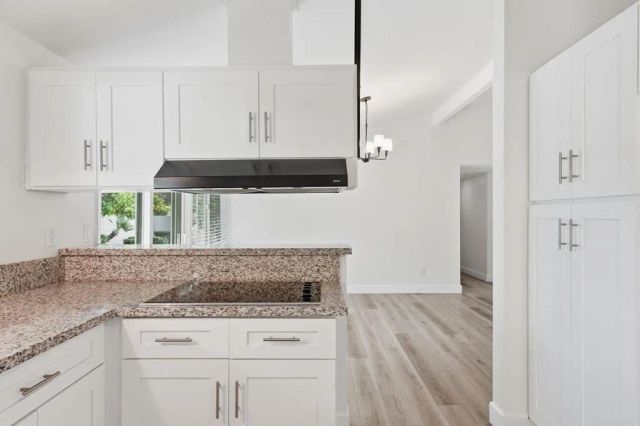 9490 Loren Drive, La Mesa, CA 91942