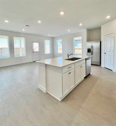 10615 Summers Way, Beasley, TX 77417