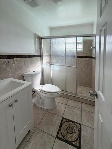 19341 NE 1st Place, Miami, FL 33179